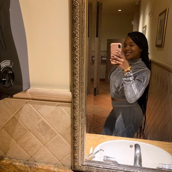 Meet your Posher, Dallas - Picture 3 of 7